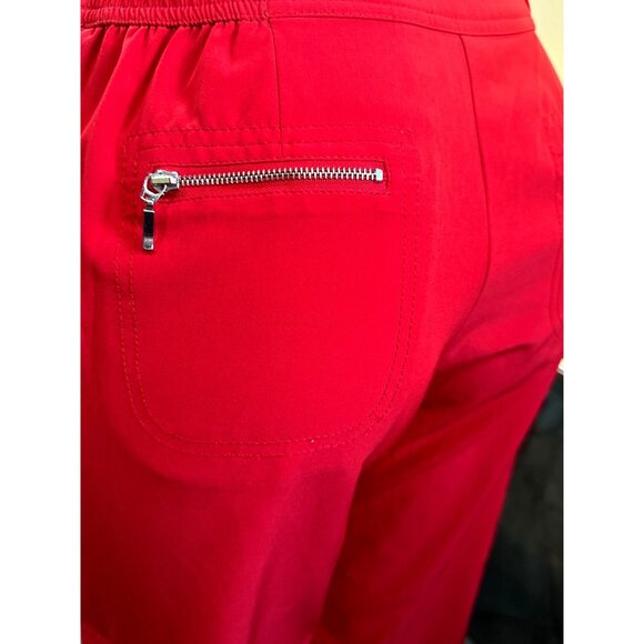 Chicos Zenergy Red Luxury Soft Stretch Capris Zipper Cargo Pockets Size 0 - Picture 8 of 11